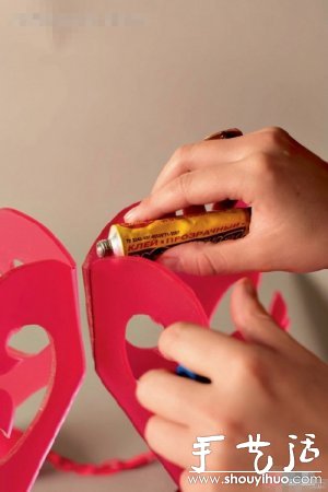 巴洛克風(fēng)格吊燈的DIY手工制作方法 -  www.rpnrmr.com