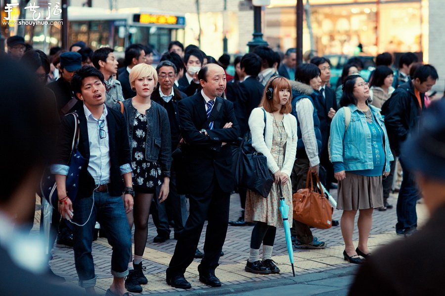 英國攝影師Alex Robertson作品——東京人 -  www.rpnrmr.com