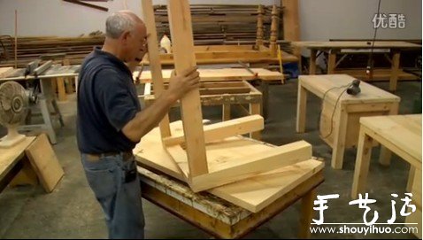 美國鄉(xiāng)村風格木桌子的手工制作過程 -  www.rpnrmr.com