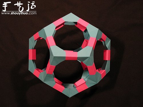 復(fù)雜幾何立體折紙作品欣賞 -  www.rpnrmr.com