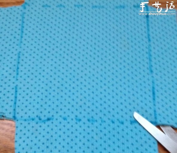 舊T恤廢物利用手工DIY枕套的教程 -  www.rpnrmr.com