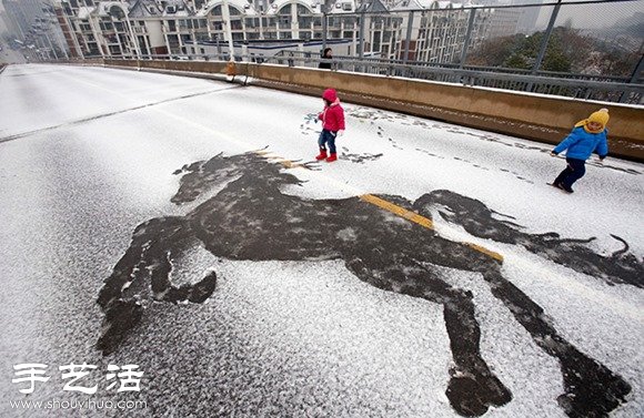 腳踩DIY揚(yáng)蹄待奔的駿馬 -  www.rpnrmr.com
