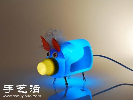 洗衣液塑料瓶廢物利用DIY搞笑豬臺燈 -  www.rpnrmr.com