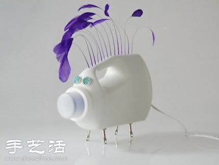 洗衣液塑料瓶廢物利用DIY搞笑豬臺燈 -  www.rpnrmr.com