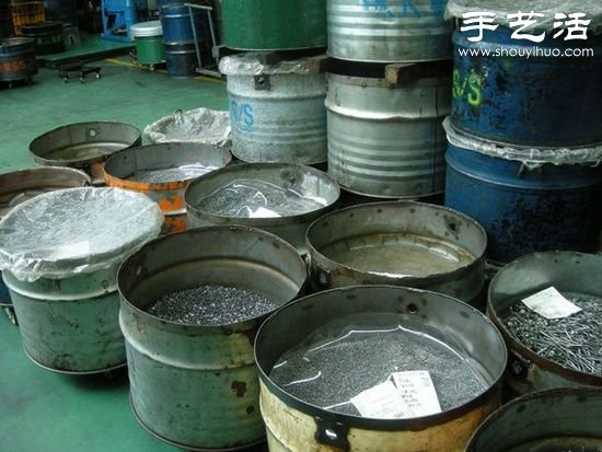 新奇特:對(duì)你微笑的螺絲釘Screw:) -  www.rpnrmr.com