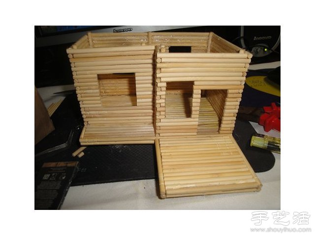 一次性筷子變廢為寶 手工制作小木屋模型 -  www.rpnrmr.com