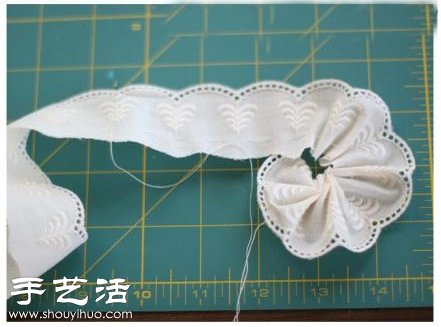 蕾絲手工制作漂亮頭花教程 -  www.rpnrmr.com