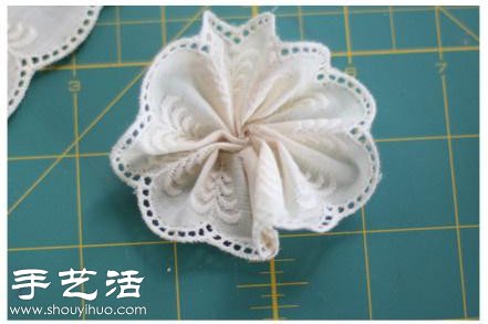 蕾絲手工制作漂亮頭花教程 -  www.rpnrmr.com