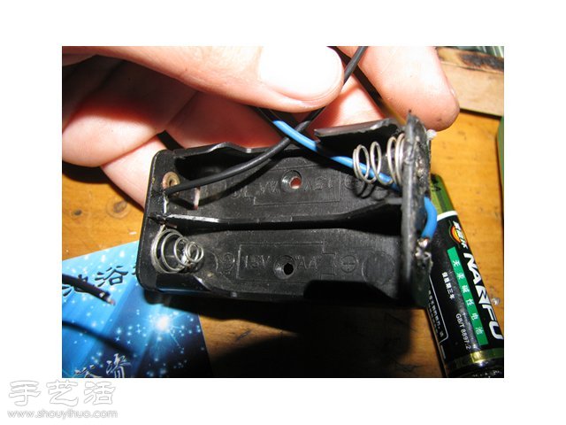 教你如何自制移動電源圖解教程 -  www.rpnrmr.com