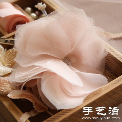 雪紡布手工制作漂亮花朵裝飾 -  www.rpnrmr.com