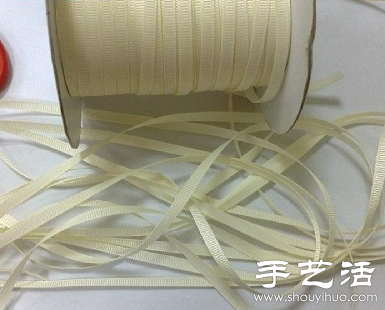綢帶+熱熔膠 手工制作可愛家居拖鞋 -  www.rpnrmr.com