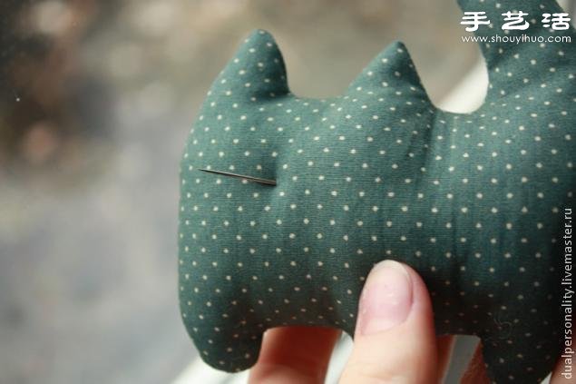 手工布藝貓咪靠枕/抱枕/玩偶/掛件制作圖解 -  www.rpnrmr.com