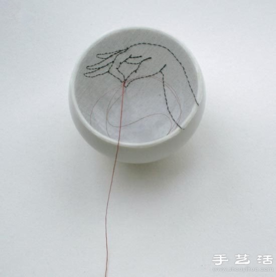 DIY杯碟上的創(chuàng)意互動(dòng)圖案 -  www.rpnrmr.com
