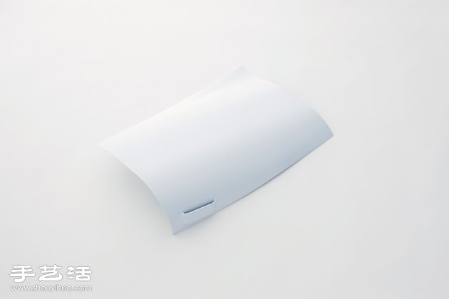 YOY設(shè)計(jì)：模仿飛舞A4紙張的鋼制書架 -  www.rpnrmr.com
