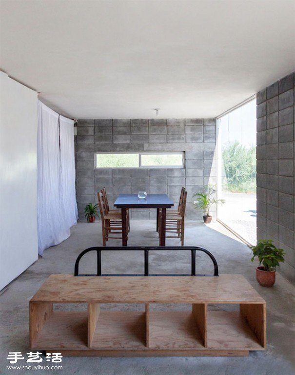 混凝土塊堆成的小屋 Modern Box House -  www.rpnrmr.com