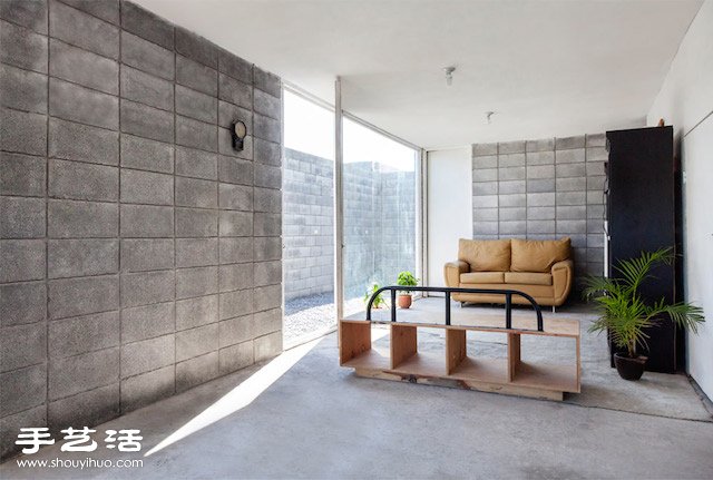 混凝土塊堆成的小屋 Modern Box House -  www.rpnrmr.com