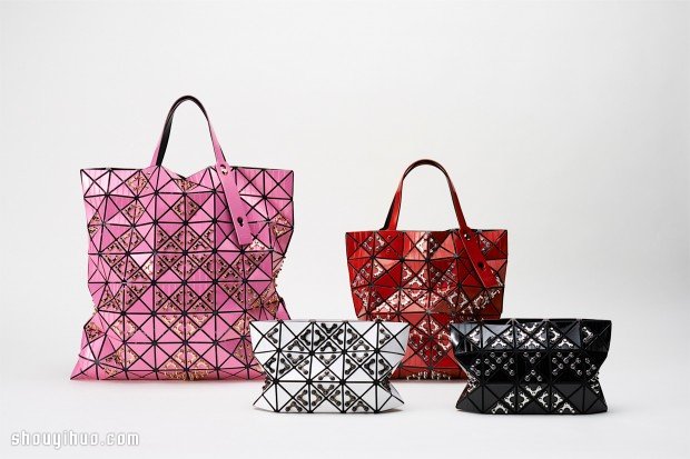 三宅一生 BAOBAO BAGS 的魔術(shù)方塊穿搭術(shù) -  www.rpnrmr.com