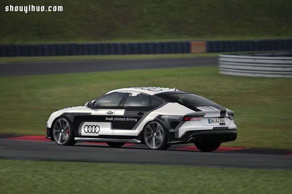 世界最快無人駕駛汽車：Audi RS7 -  www.rpnrmr.com