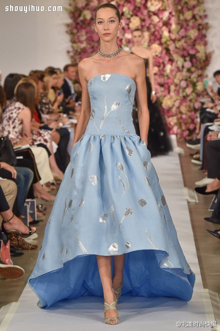 OSCAR DE LA RENTA與他最后的2015春夏女裝 -  www.rpnrmr.com