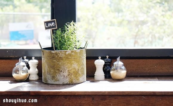 隱身墨爾本的鐵道咖啡館 Mart 130 CAFé -  www.rpnrmr.com