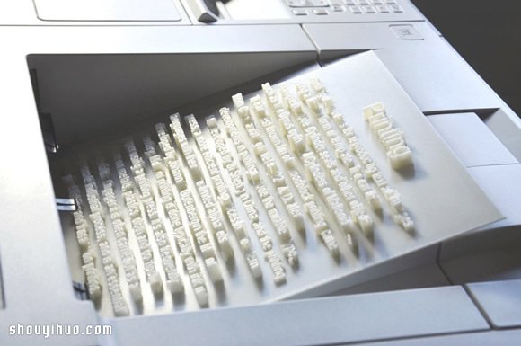利用3D打印技術(shù)把字體排列成模擬都市景觀 -  www.rpnrmr.com