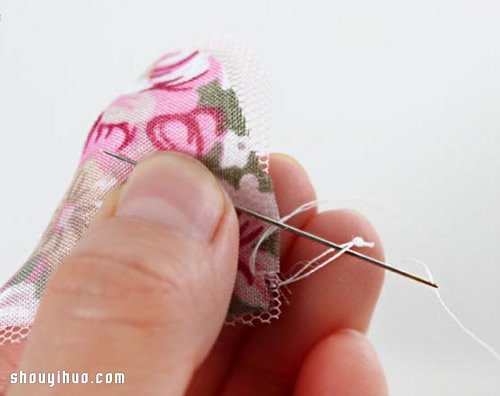 唯美風(fēng)布花發(fā)箍手工制作方法圖解教程 -  www.rpnrmr.com
