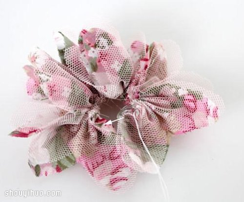 唯美風(fēng)布花發(fā)箍手工制作方法圖解教程 -  www.rpnrmr.com