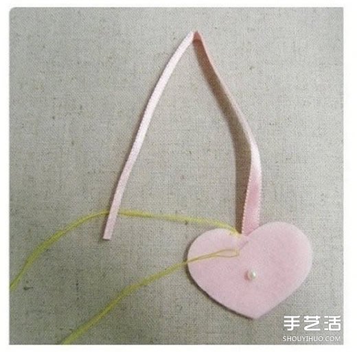 婚禮用漂亮愛心掛飾布藝手工制作圖解教程 -  www.rpnrmr.com