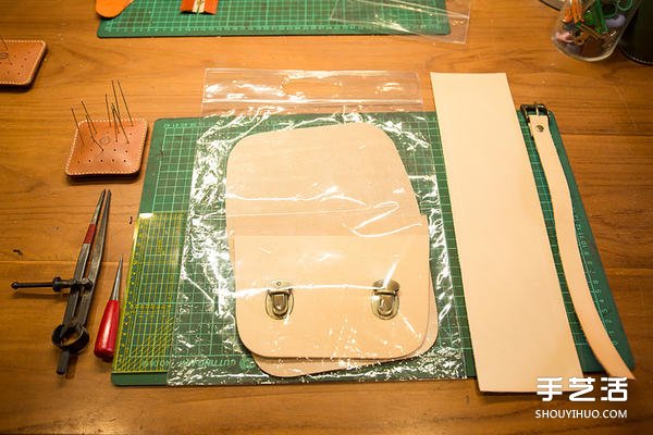 暖暖日式經(jīng)典皮革小書包DIY手工制作圖解教程 -  www.rpnrmr.com