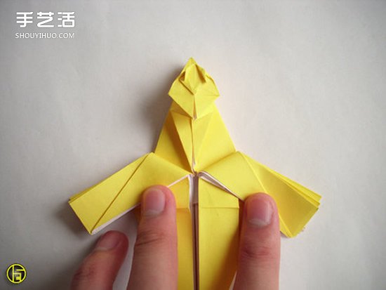 折紙狼人圖解過程步驟 復(fù)雜狼人的折法教程 -  www.rpnrmr.com