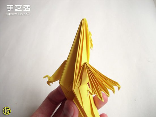 折紙狼人圖解過程步驟 復(fù)雜狼人的折法教程 -  www.rpnrmr.com