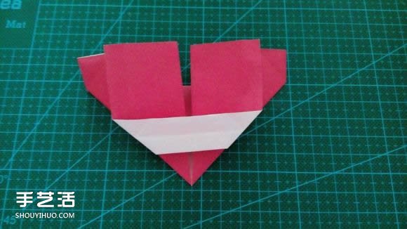 LOVE心形折紙圖解教程 情人節(jié)LOVE愛心折法 -  www.rpnrmr.com