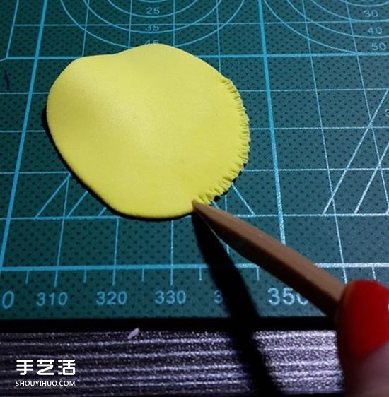 母親節(jié)康乃馨花制作 橡皮泥做康乃馨的教程 -  www.rpnrmr.com