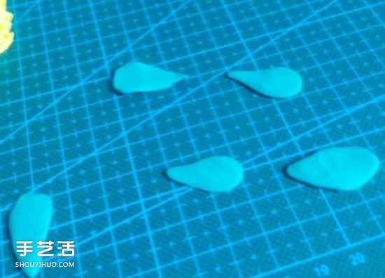 母親節(jié)康乃馨花制作 橡皮泥做康乃馨的教程 -  www.rpnrmr.com