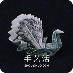 感恩節(jié)火雞的折法圖解 折紙火雞的方法步驟 -  www.rpnrmr.com