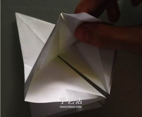 紙百合花的折法圖解 折百合花的方法步驟 -  www.rpnrmr.com