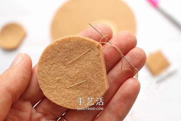 不織布新年小熊制作 超萌小熊布偶DIY圖解 -  www.rpnrmr.com