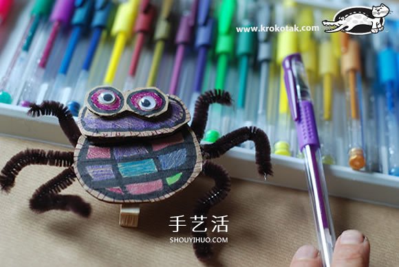 幼兒園萬圣節(jié)蜘蛛制作 簡單硬紙板蜘蛛的做法 -  www.rpnrmr.com