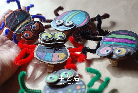 幼兒園萬圣節(jié)蜘蛛制作 簡單硬紙板蜘蛛的做法 -  www.rpnrmr.com