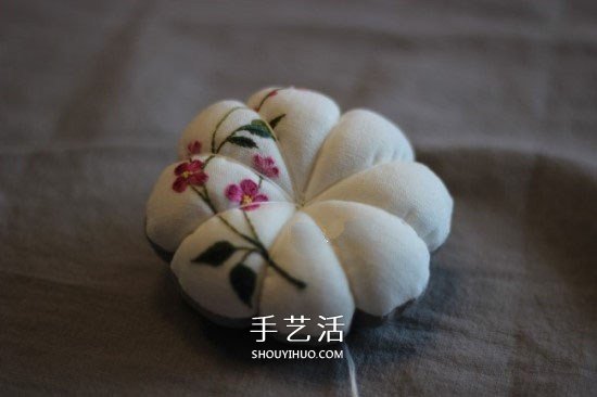 可愛南瓜針插的做法 DIY布藝針插制作圖解 -  www.rpnrmr.com