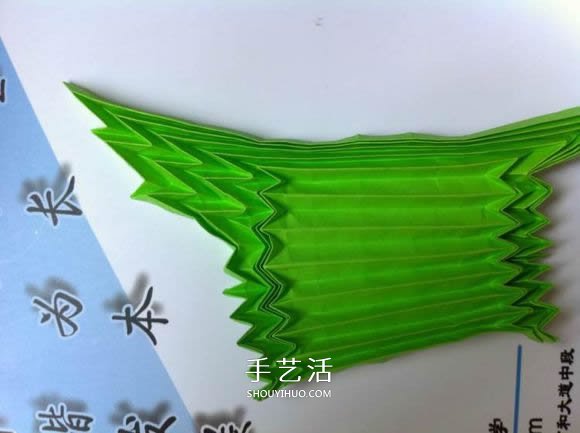 蛇腹蝴蝶的折法圖解 折紙美麗蝴蝶的方法教程 -  www.rpnrmr.com