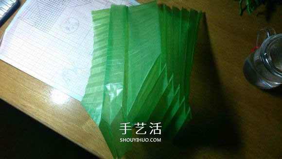 立體螳螂的折法圖解 折紙小螳螂的詳細(xì)步驟 -  www.rpnrmr.com