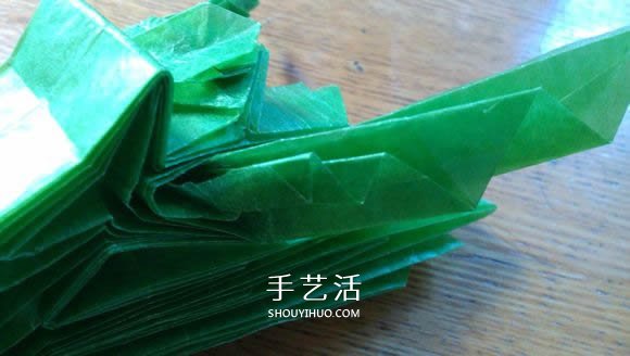 立體螳螂的折法圖解 折紙小螳螂的詳細(xì)步驟 -  www.rpnrmr.com