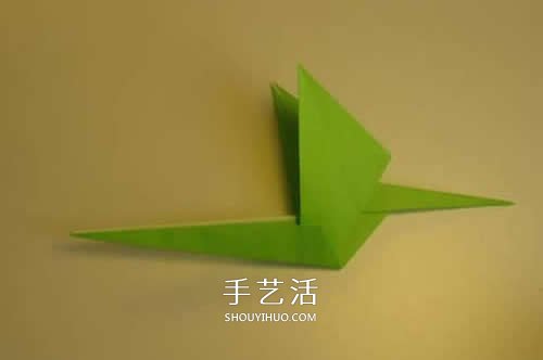手工折紙翼龍的步驟圖 翼龍的折法圖解過程 -  www.rpnrmr.com