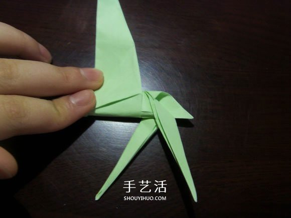 手工鶴舞折紙圖解教程 立體紙鶴的折法過程 -  www.rpnrmr.com