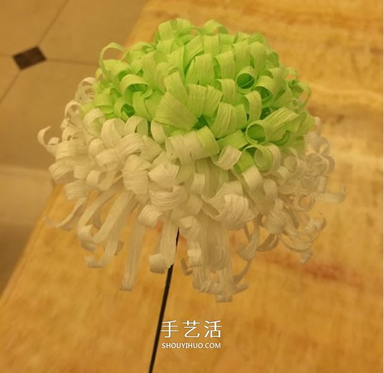 重陽節(jié)紙菊花的做法 皺紋紙手工制作菊花圖解 -  www.rpnrmr.com