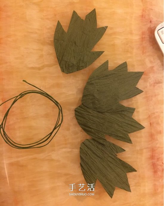 重陽節(jié)紙菊花的做法 皺紋紙手工制作菊花圖解 -  www.rpnrmr.com