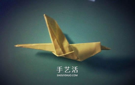 簡(jiǎn)單蜂鳥(niǎo)的折紙方法 手工折紙蜂鳥(niǎo)圖解教程 -  www.rpnrmr.com
