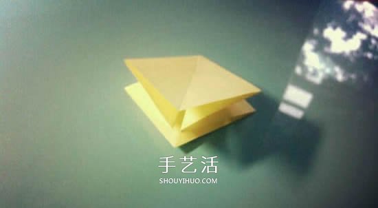 簡(jiǎn)單蜂鳥(niǎo)的折紙方法 手工折紙蜂鳥(niǎo)圖解教程 -  www.rpnrmr.com