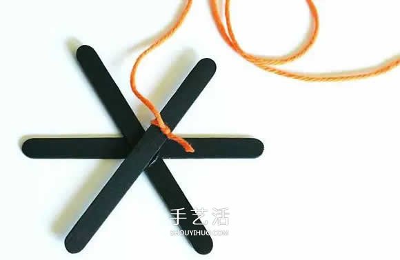 蜘蛛網(wǎng)的制作方法圖解 萬圣節(jié)雪糕棍做蜘蛛網(wǎng) -  www.rpnrmr.com